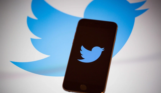 Twitter�ɼ۳����µ�����ʷ�µ�